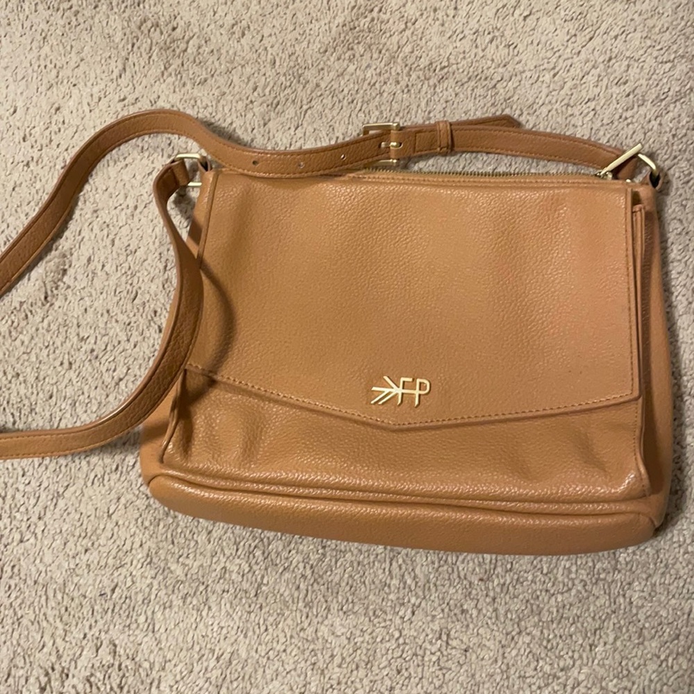 Like new Freshly Pick side bag